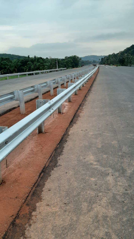 ISO1461  Corrugated Highway Guardrail System Zinc Coating High Strength Steel