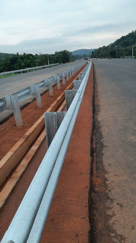 Corrosion Resistant Customized Steel Guardrails International Standards