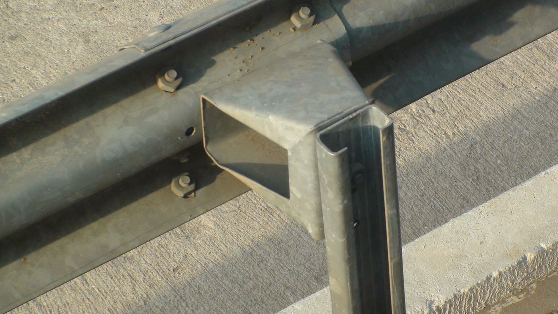 High Durability Steel Highway Guardrail Great Impact Resistance ISO 9001 Certification